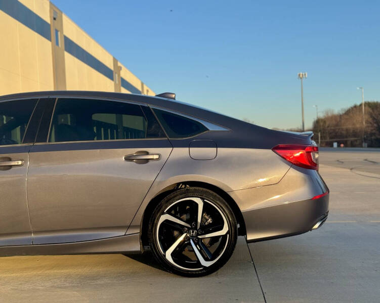 2018 Honda Accord Sport - Image 16